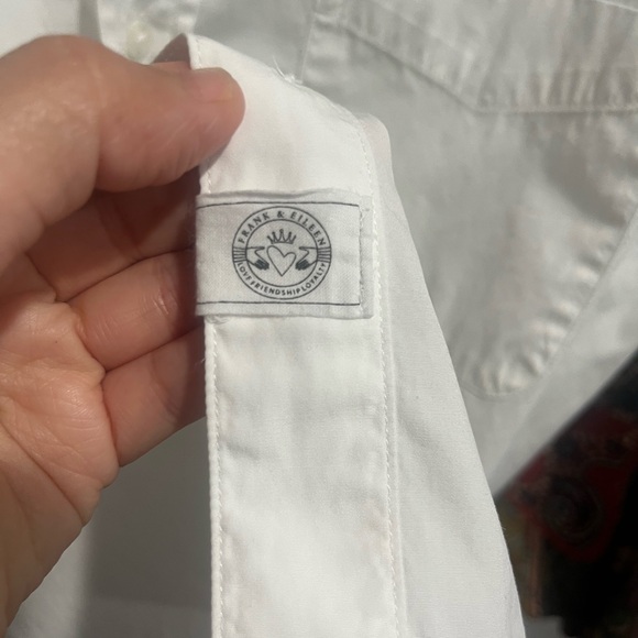 Frank & Eileen SILVIO Untuckable Button-Up Shirt SUPERLUXE in Small - Picture 16 of 16